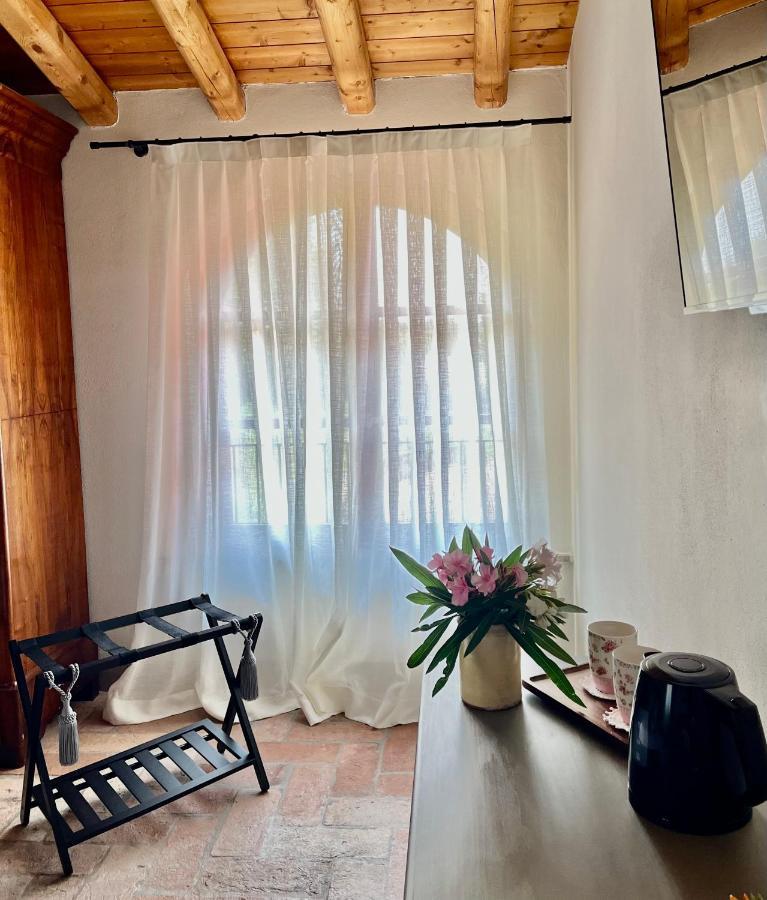 Le Mansarine Charme B&B Castellaro  Exterior photo